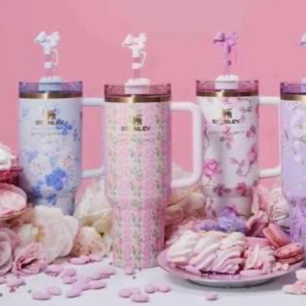 Brand New/In original box -Stanley 40 oz. Love Shack Fancy - "Blooming Heirloom"